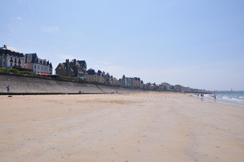 Hotel Ar Iniz Saint-Malo Habitación foto
